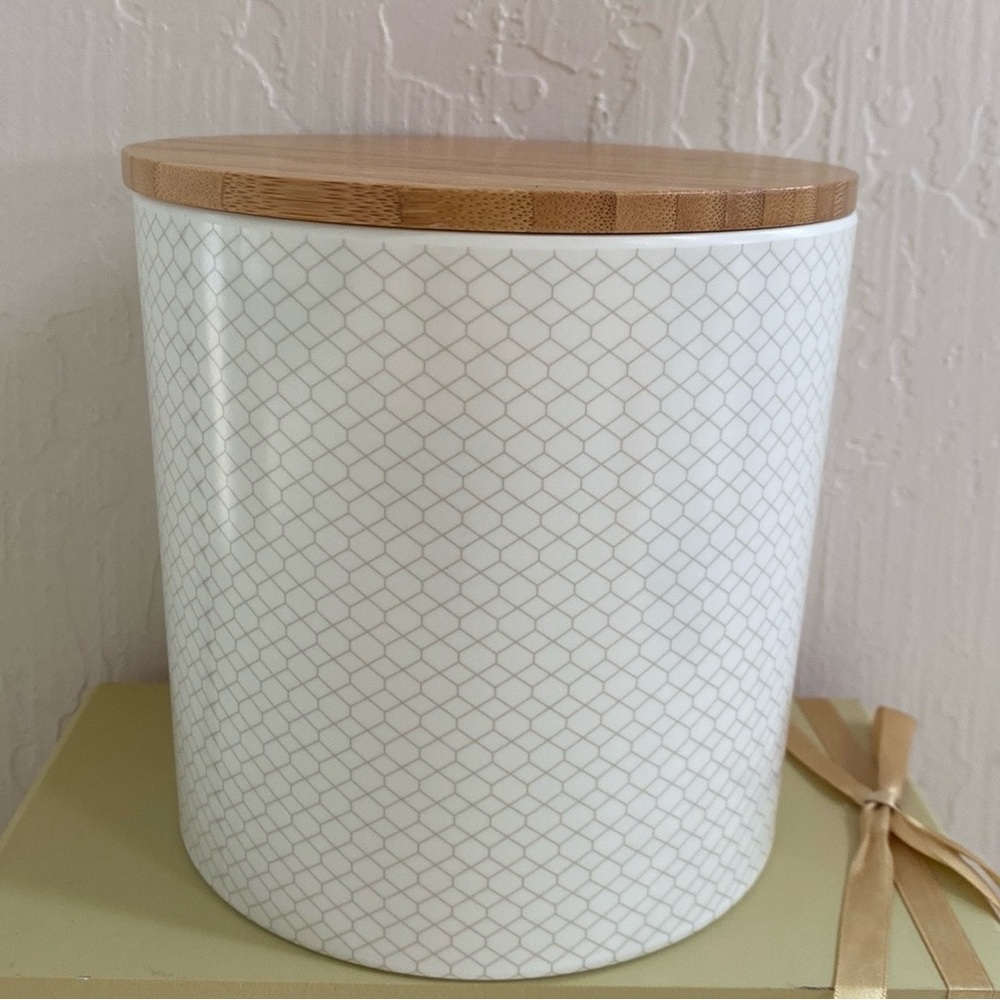 Tablecraft Canister